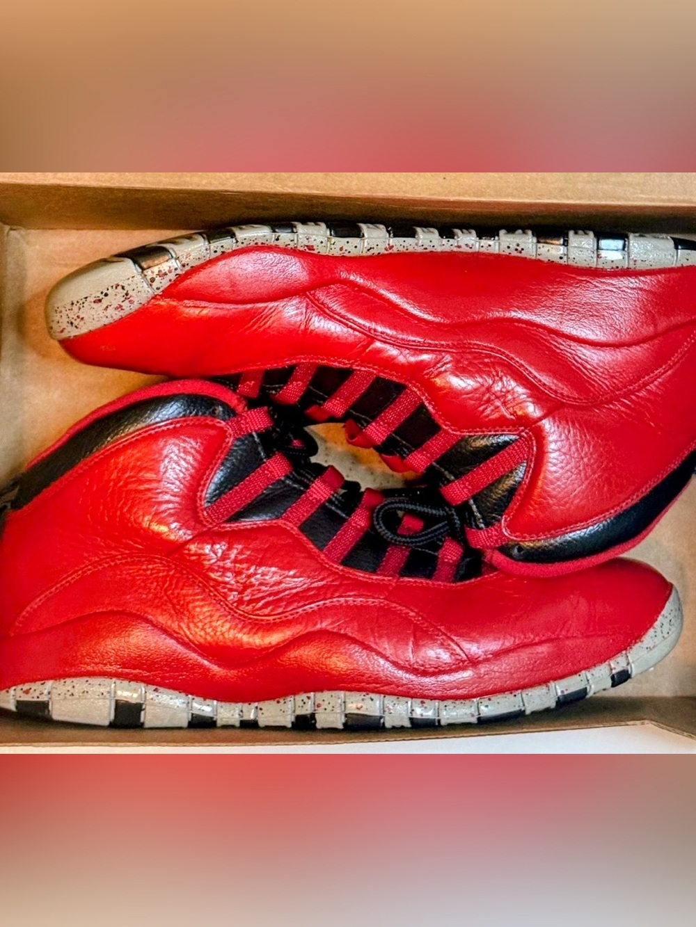 AUTHENTICATED SUPER CLEAN  Mens 11 Jordan 10 ‘Bulls Over Broadway’ - Picture 2 of 5